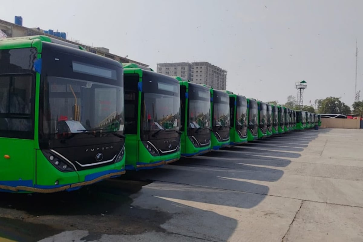 Sindh Adds Hybrid And Electric Buses To Peoples Bus Services Fleet