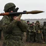 Ukraine-Russia war heats up: Battlefield gains and economic blows