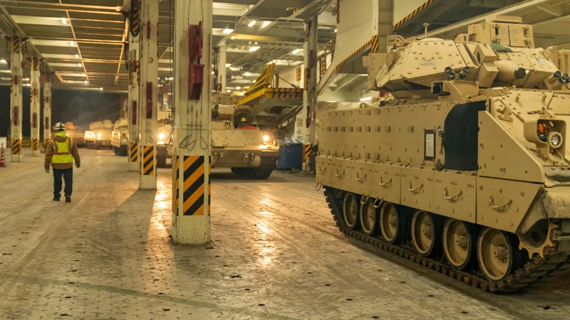 US resumes weapons supply to Ukraine