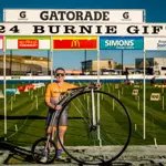 Canadian cyclist Lizanne Wilmot sets new record on penny farthing in Tasmania