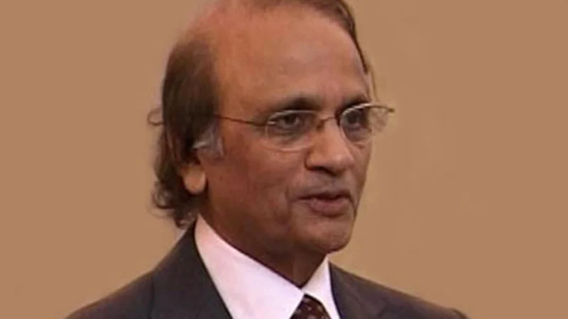 Former CJP Tassaduq Jillani refuses to head probe commission