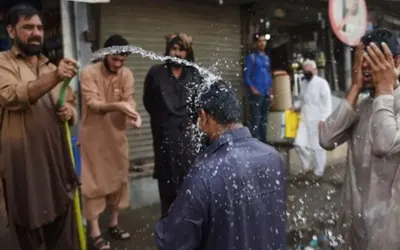 Karachi Weather Alert: Citizens can expect hot and humid conditions today