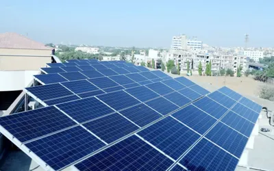 Another big drop in solar panel prices in Pakistan