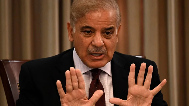 PM Shehbaz Sharif expresses warm greetings to King of Bahrain on Eid-ul-Fitr
