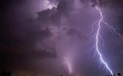 UAE braces for heavy rains, thunderstorms, and hail as unstable weather intensifies