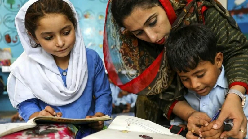 Sindh Education Department Reverses Teacher Hiring Ban
