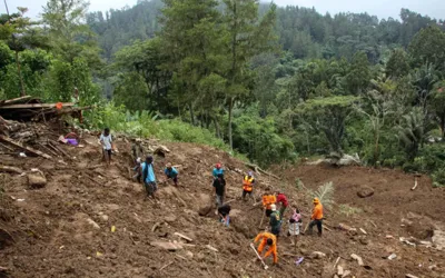 Landslides strike Indonesia's Sulawesi Island, 18 people were killed