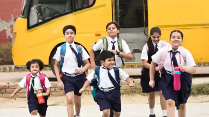 New school timings announced in Lahore, amid summer