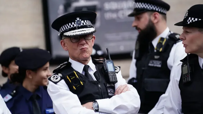 Two UK men charged with spying for China under official secrets act