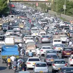 Closure of roads in Karachi causes worst traffic jam