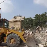 SC orders removal of encroachments from roads, footpaths of country