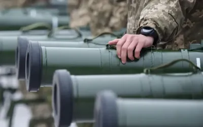 Zelensky urges US to expedite weapons deliveries to Ukraine