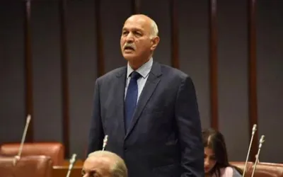 Senator Mushahid Hussain demands amnesty for political prisoners