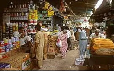 Karachi's commissioner impose fines of Rs800,000 on profiteers