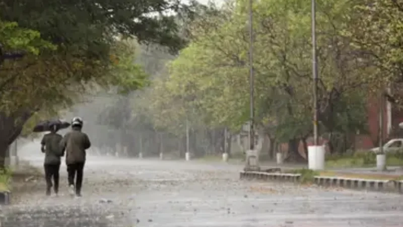 Weather Alert: Rain and Storms Expected in Lahore and Punjab