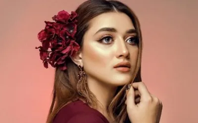 Momina Iqbal reveals the Illusion of social media society