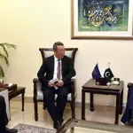 Pakistan, ADB discuss collaboration to foster economic growth