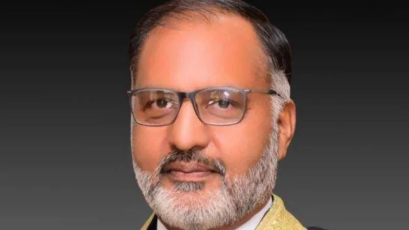 SC declares Justice Shaukat Aziz Siddiqui’s removal illegal