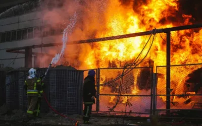 Russian assault hits Ukrainian electrical power facilities, targeting major hydroelectric plant