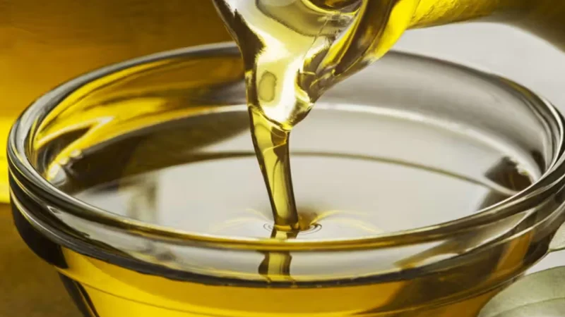 Ghee, Edible Oil prices decrease in Pakistan