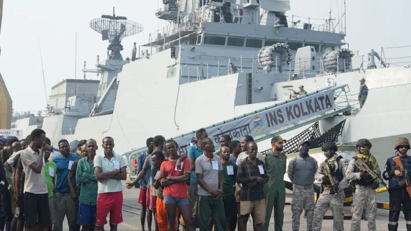 Indian Navy detains 35 Somali Pirates, remanded to 10-Day police custody