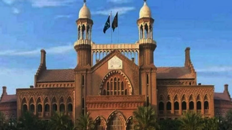 LHC moved against printing of Nawaz’s picture on Kissan Card