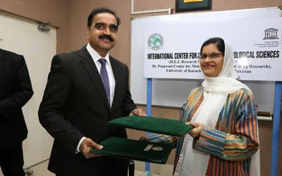 SFA signs two agreements with ICCBS-Karachi University