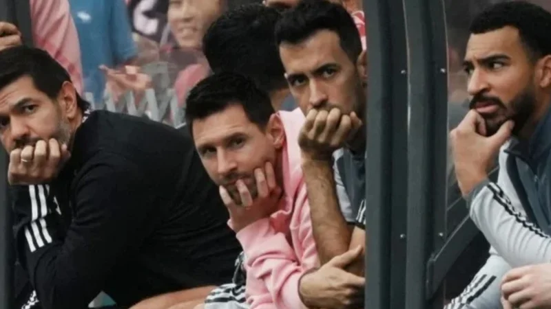 Messi-less Miami mauled by boos, fans demand refunds