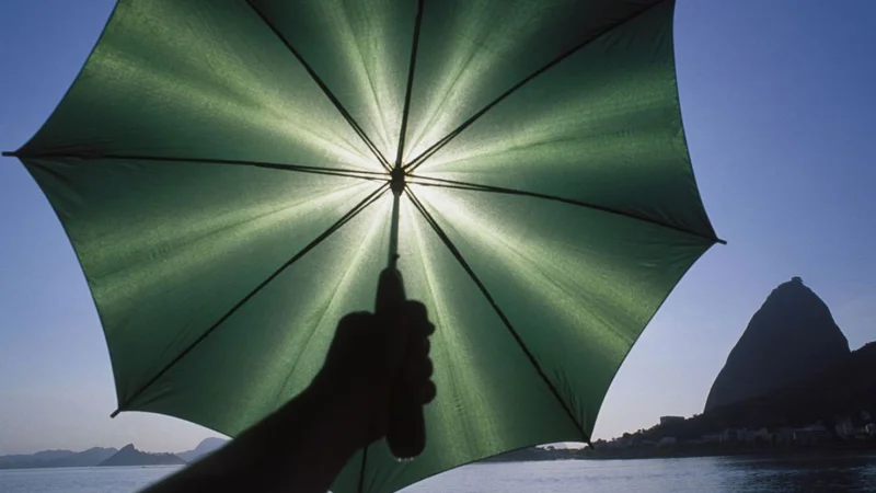 Scientists Propose Giant Sunshade for Climate Control