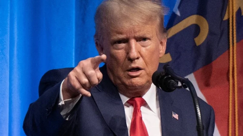 Trump pushes pressure republicans to block Ukraine aid deal