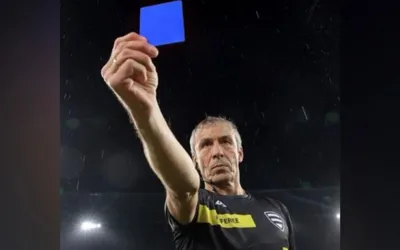 Blue card to be introdced in football alongside red, yellow cards