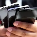 India Fears Losing Smartphone Export Race to China, Vietnam