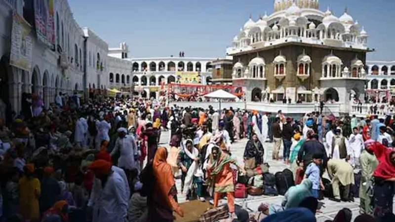 Sikh visitors arrive in Pakistan to celebrate Baisakhi Mela