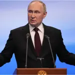 Putin declares unilateral Easter ceasefire in Ukraine