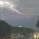 Heavy rain and thunderstorms in several parts of Pakistan