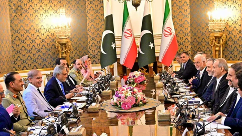 Pakistan values Iran’s role in Muslim Ummah: PM