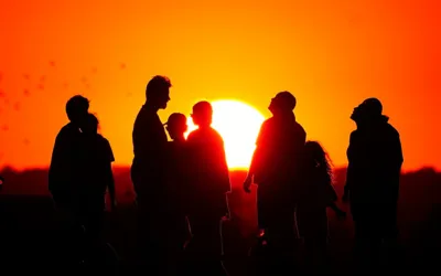 Global temperatures likely to exceed 1.5 C limit over next five years, UN agency warns