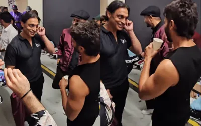 Shoaib Akhtar bumps into Shahid Kapoor, video makes round on social media