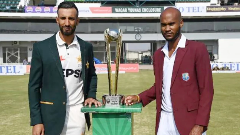 Toss delayed due to fog in first test between Pakistan and West Indies