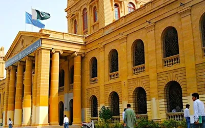 Sindh to install CCTV cameras in Karachi colleges