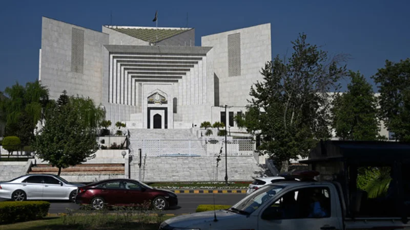 Federal Govt to challenge SC’s full bench formation order