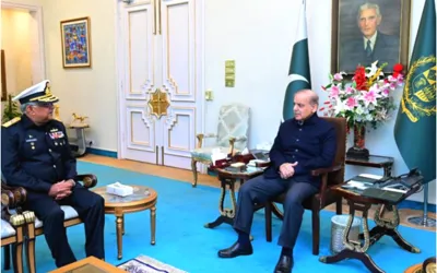 Prime Minister holds key meeting with Naval Chief