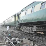 Karachi-Lahore Pak Business Express two bogies derail
