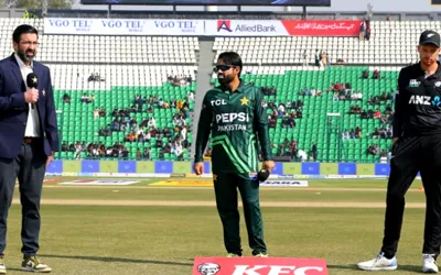 New Zealand opts to bat first against Pakistan in tri-nation ODI series