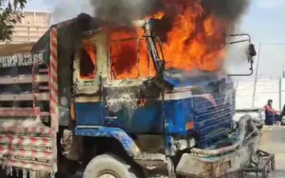 Three killed in tragic dumper-motorcycle collision in Karachi