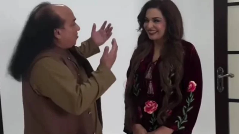 Chahat Fateh Ali Khan, Meera's unexpected Bado Badi collab leaves netizens amused