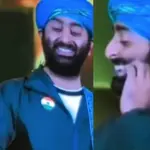 Arijit Singh’s heartwarming moment with father during live concert wins hearts: Watch