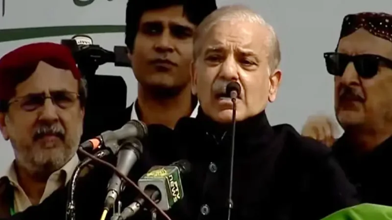 PM announces establishment of cancer hospitalin DG Khan