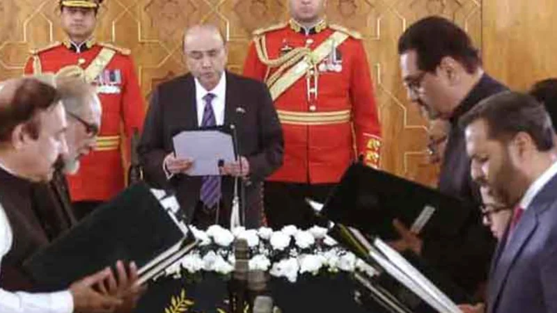 Federal cabinet swells to 46 as new ministers take oath