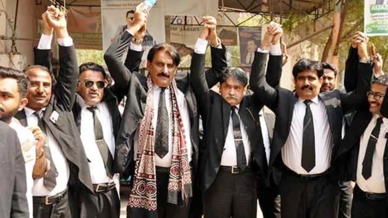 Hyderabad lawyers end protest after transfer of SSP